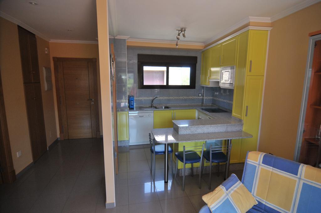 Apartamentos Turisticos Vilagarcia- Rio Ulla Pontevedra Szoba fotó